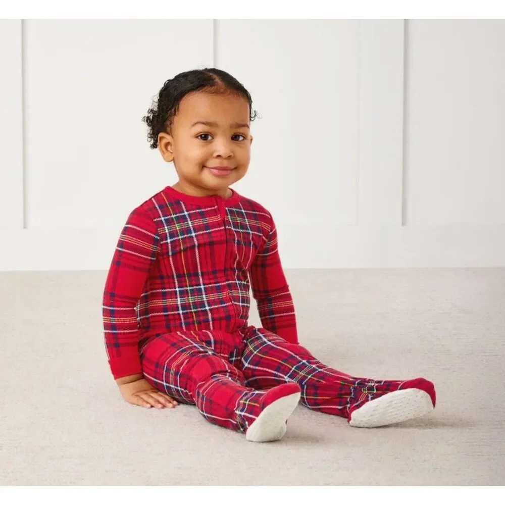 NEW Unisex Red Plaid Sz 18 Months Footed Snug Fitting Christmas Holiday Sleeper